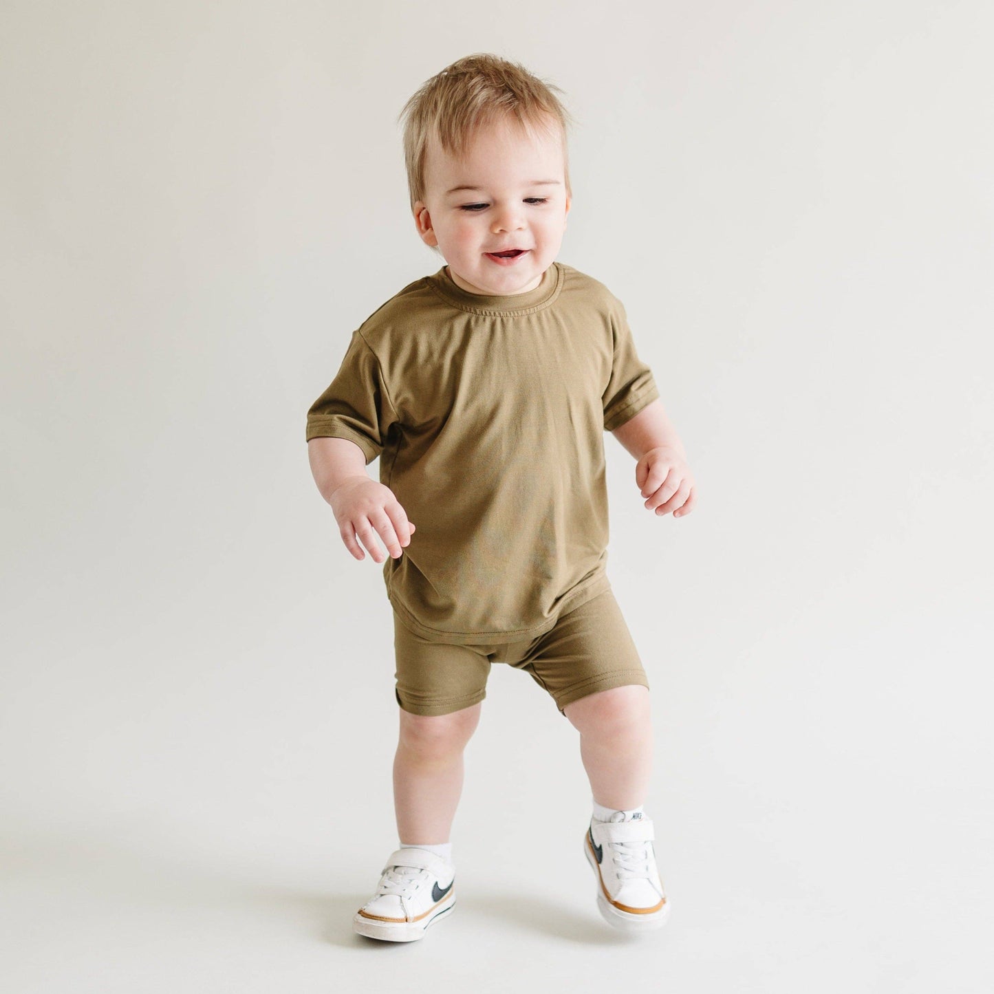 Bamboo Tee - Olive