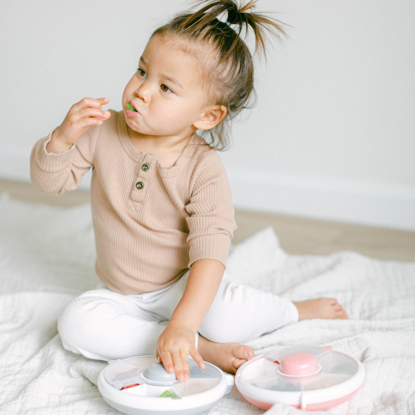 Small Snack Spinner Flip - Travel Snack Box